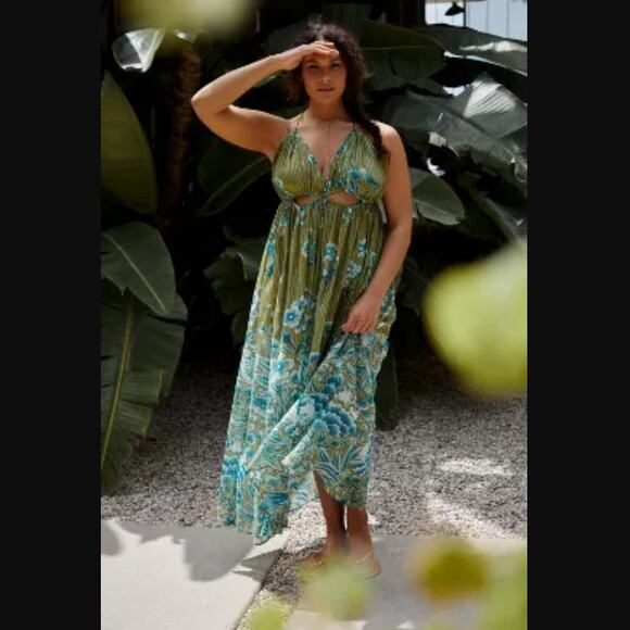 NWT Anthropologie Cutout Maxi Dress - Large - Picture 1 of 7